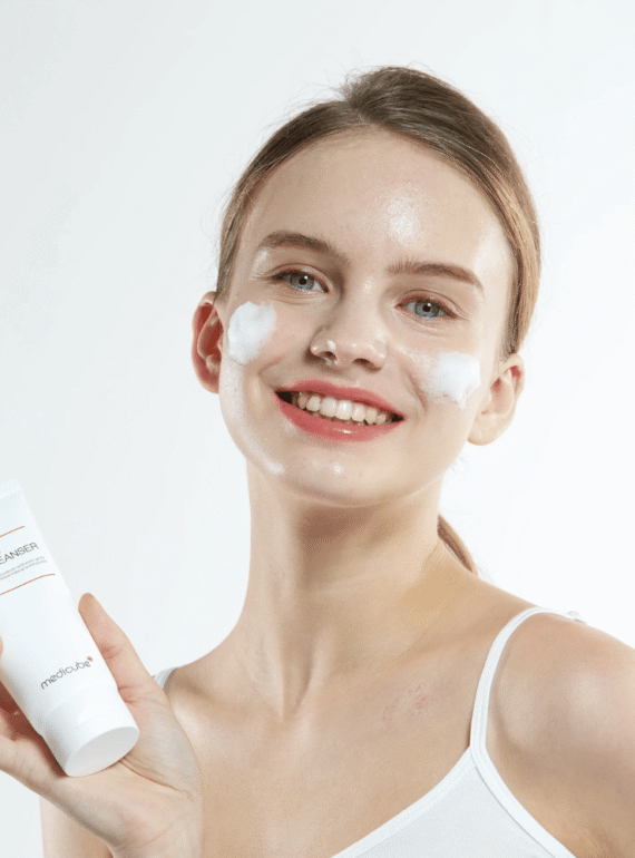 Red Foam Cleanser 120ml - 2